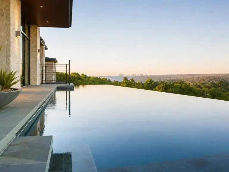 Custom Pool Design